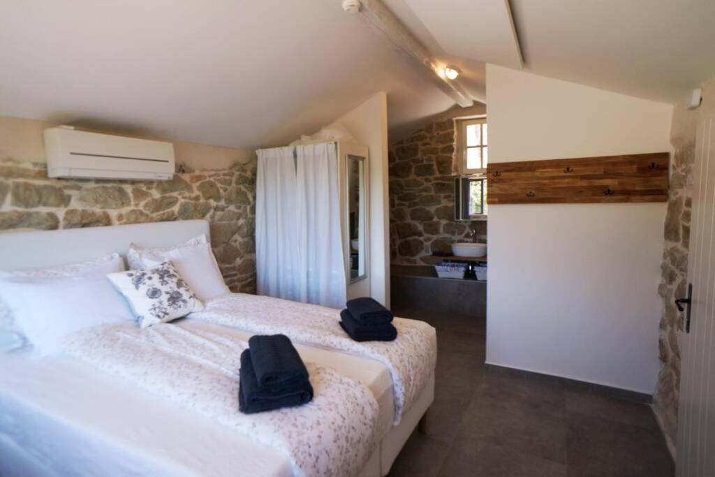 Ferienhaus Villa Alisia, Wunderschoenes Natursteinhaus Bei Porec, Istrien, Kroatien Vranje Selo ภายนอก รูปภาพ